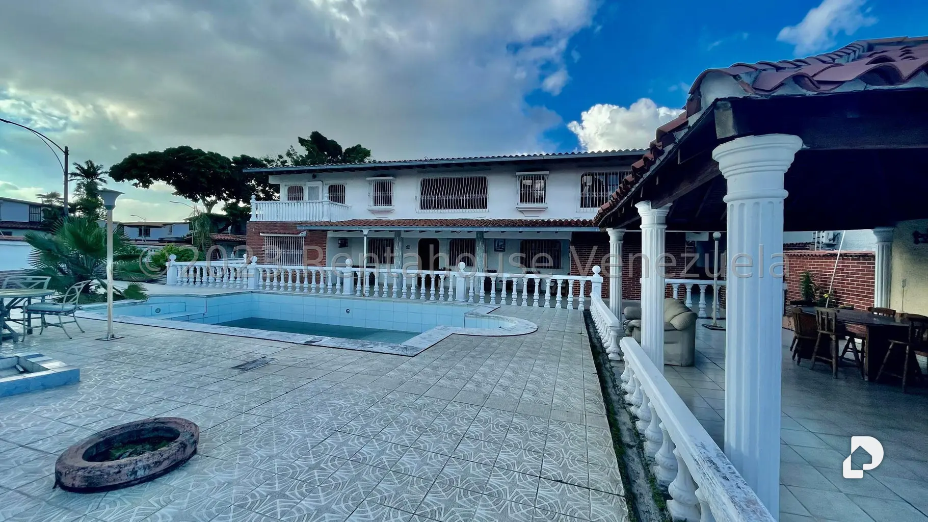 Casa en Santa Paula, Caracas – 11