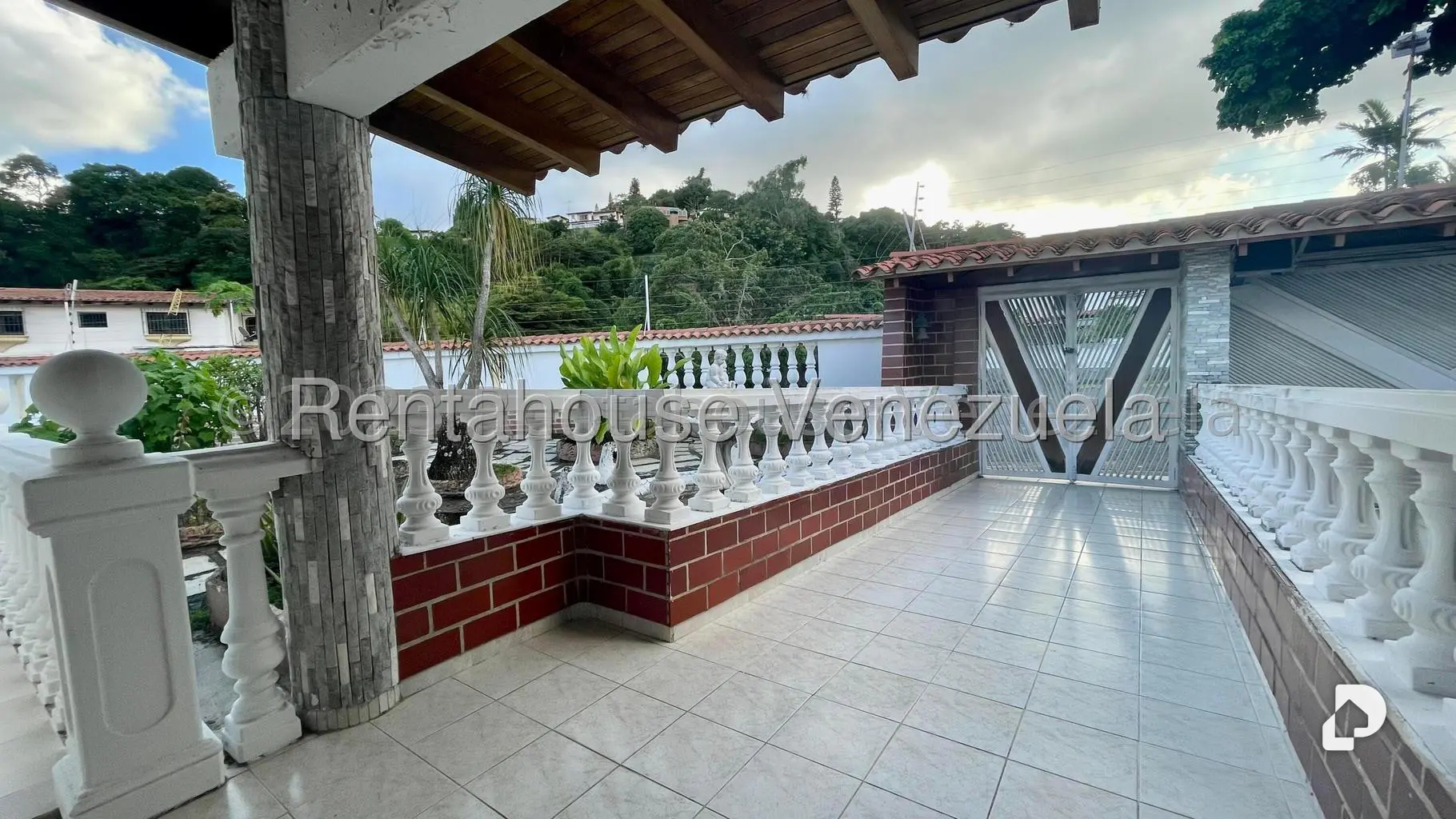 Casa en Santa Paula, Caracas – 1