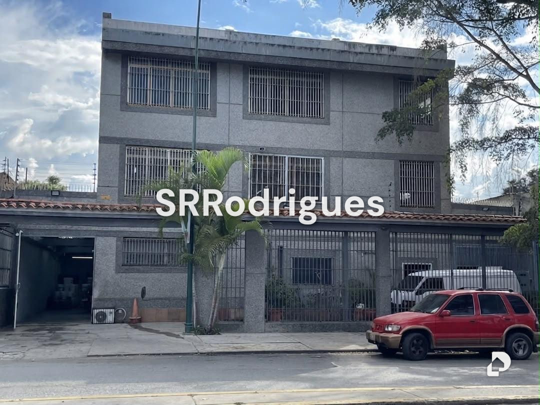 Edificio en Santa Mónica, Caracas – 1