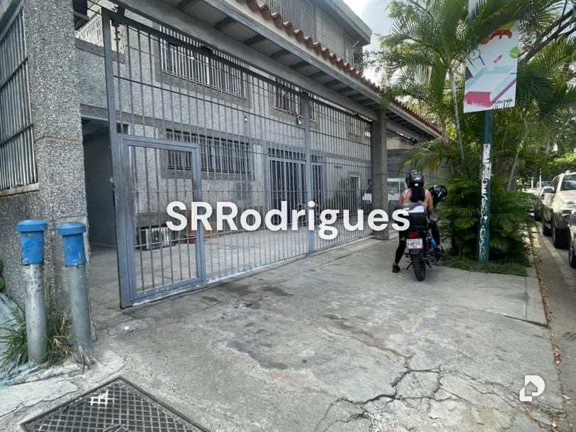 Edificio en Santa Mónica, Caracas – 4