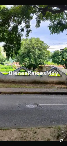 Terreno en Las Delicias, Maracay – 1