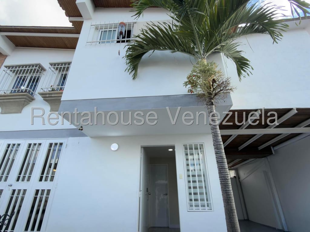 Casa en Alto Prado, Caracas - 1