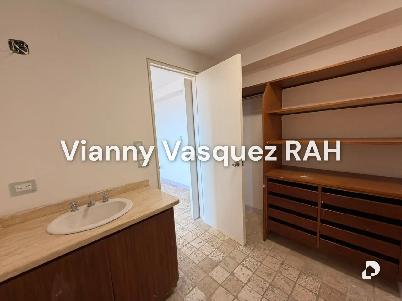Apartamento en Loma Linda, Caracas – 12