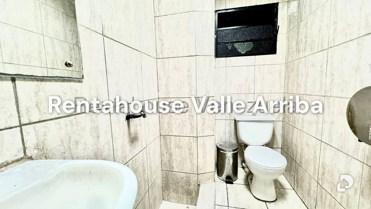 Local comercial en Bello Monte, Caracas – 9