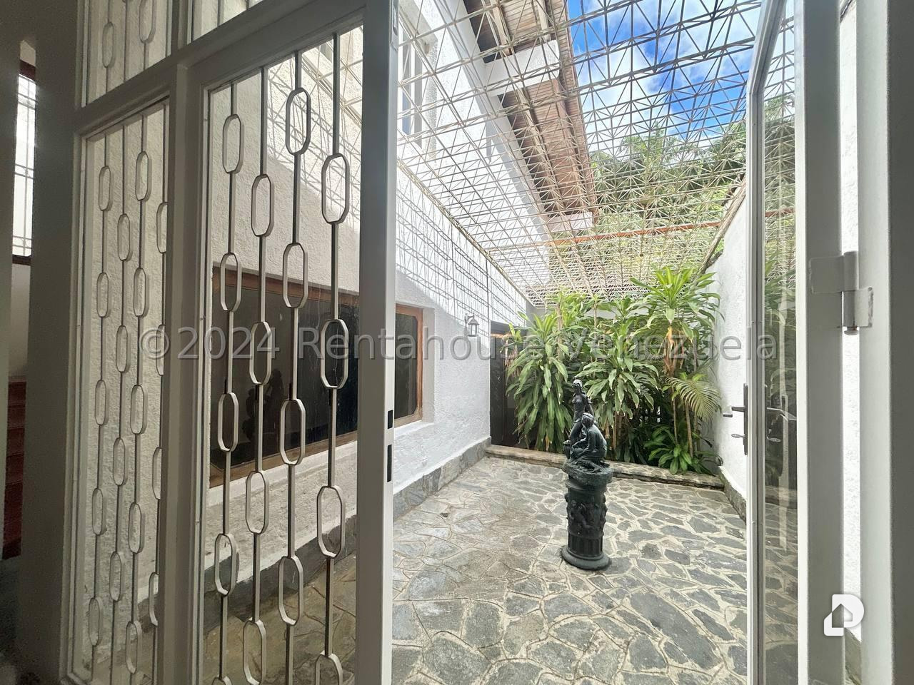 Casa en Prados del Este, Caracas – 21