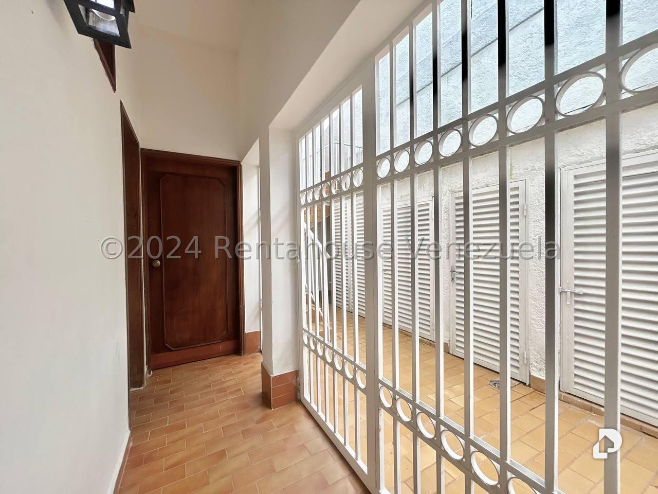 Casa en Prados del Este, Caracas – 16