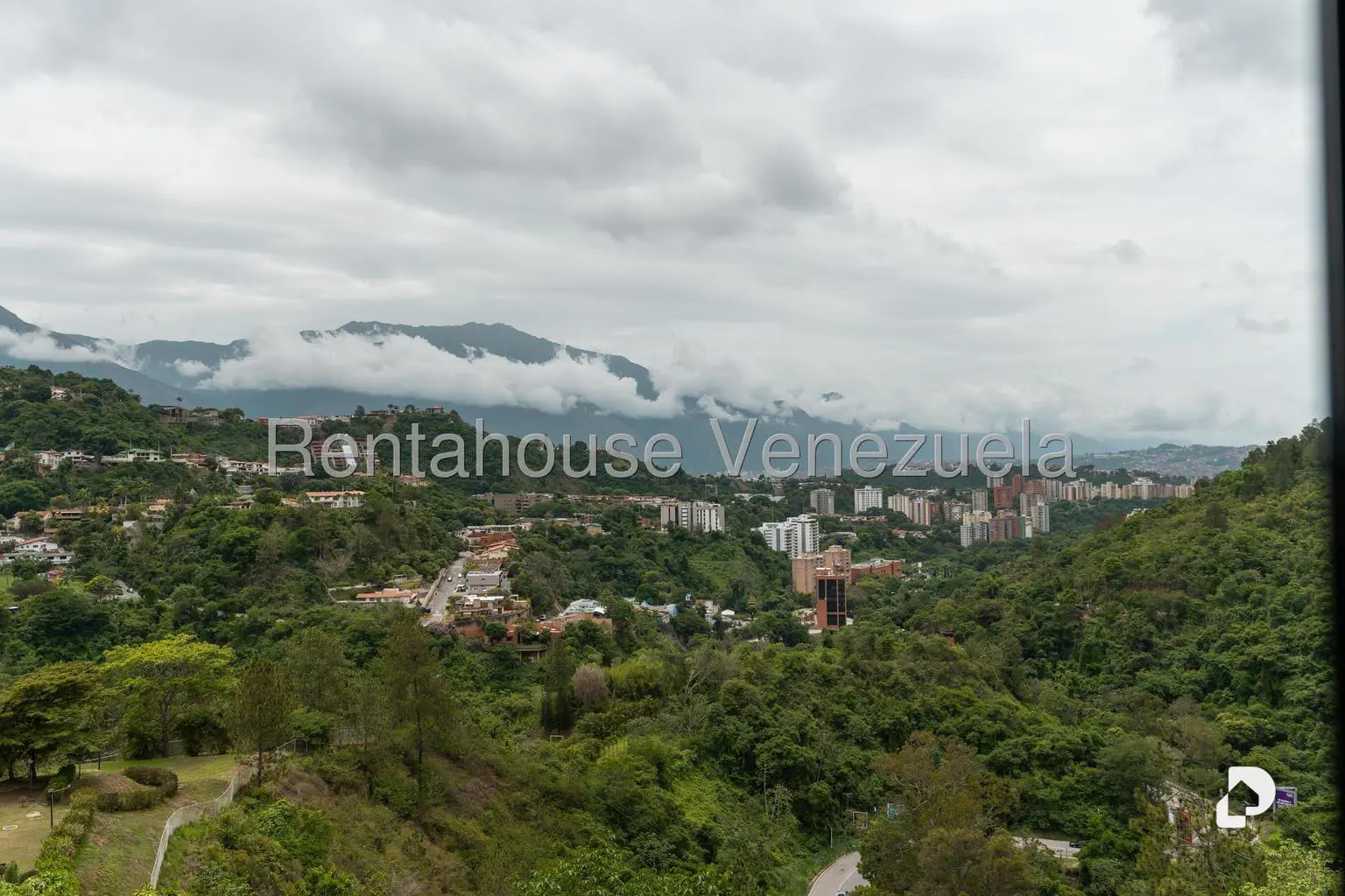 Apartamento en Los Samanes, Caracas – 16