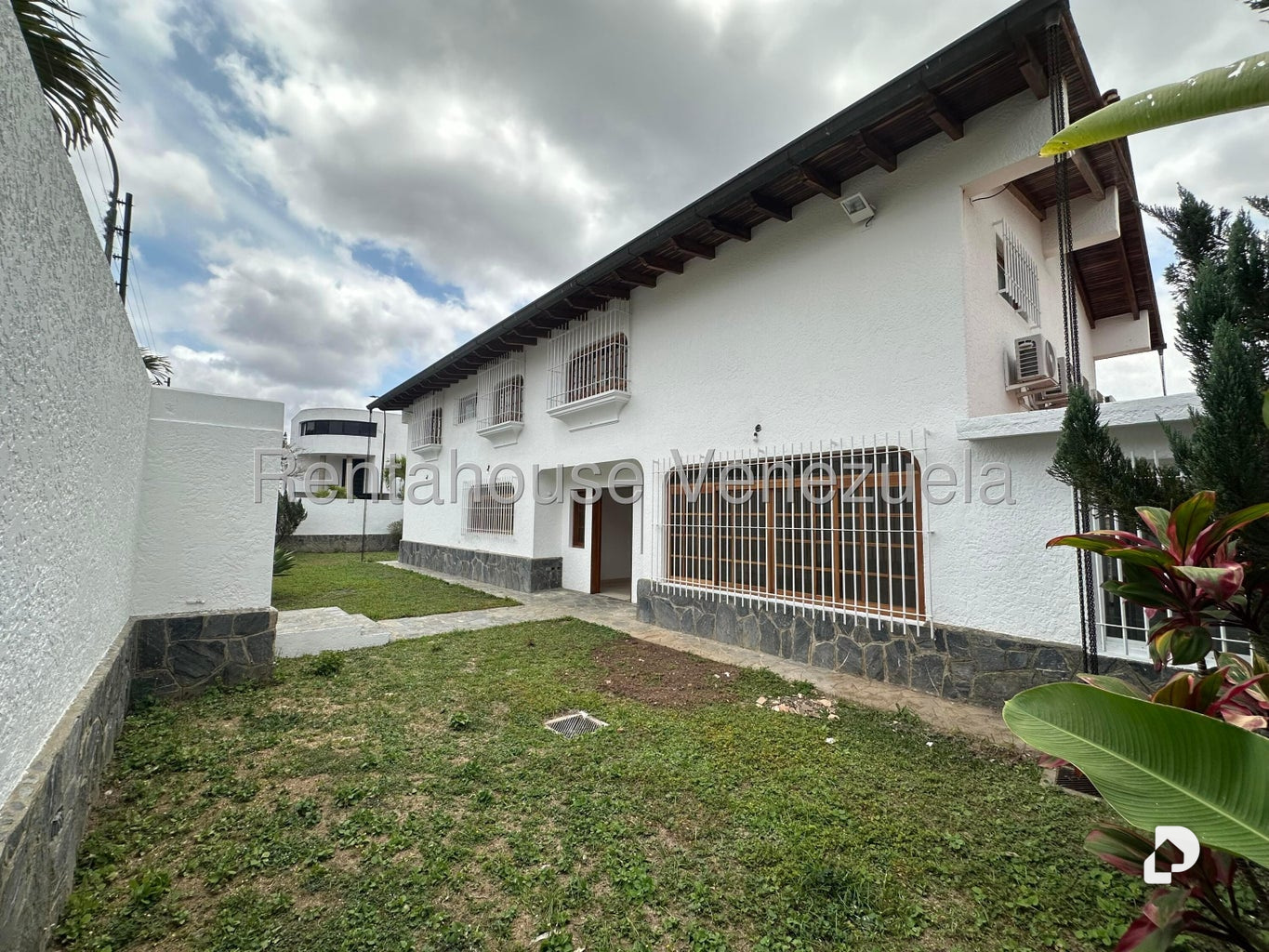 Casa en Lomas de La Lagunita, Caracas – 3