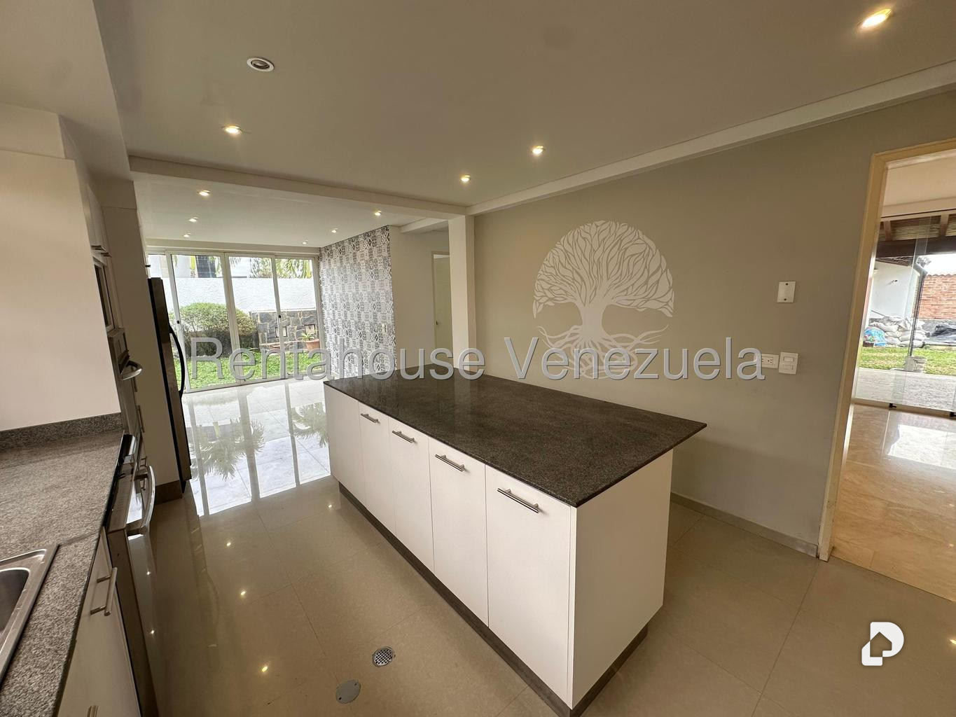 Casa en Lomas de La Lagunita, Caracas – 12