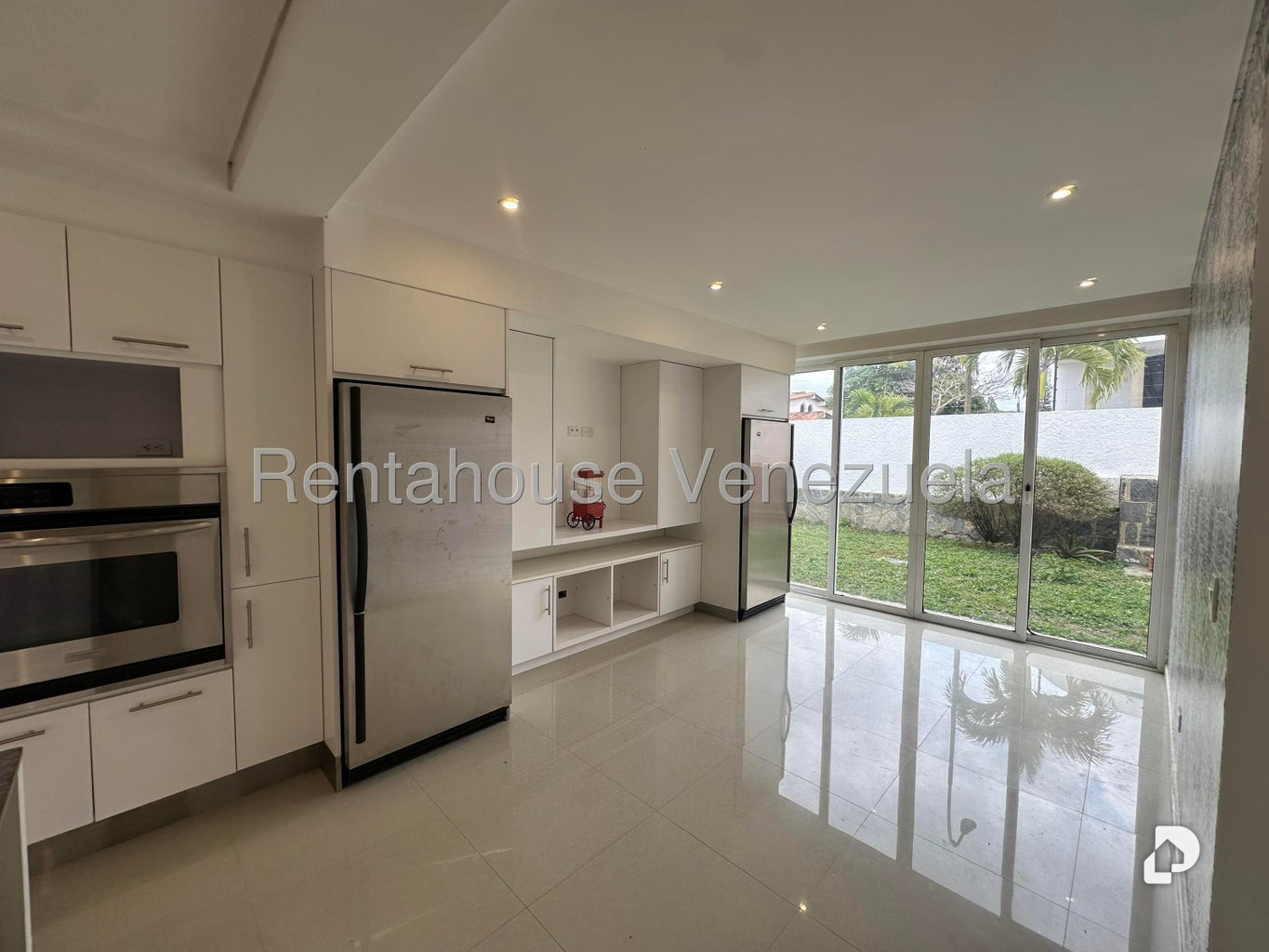 Casa en Lomas de La Lagunita, Caracas – 9