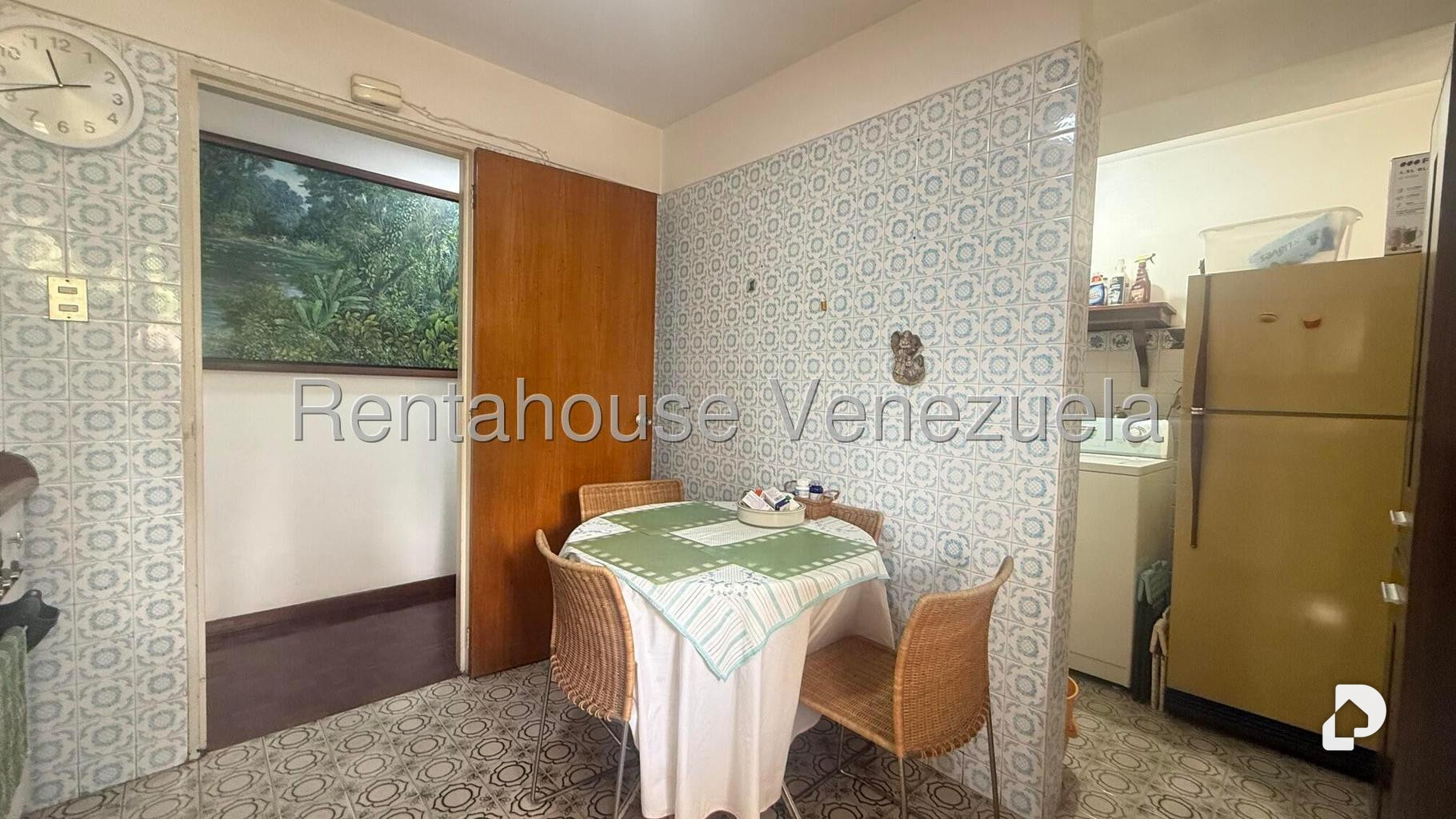 Apartamento en Santa Rosa de Lima, Caracas – 15