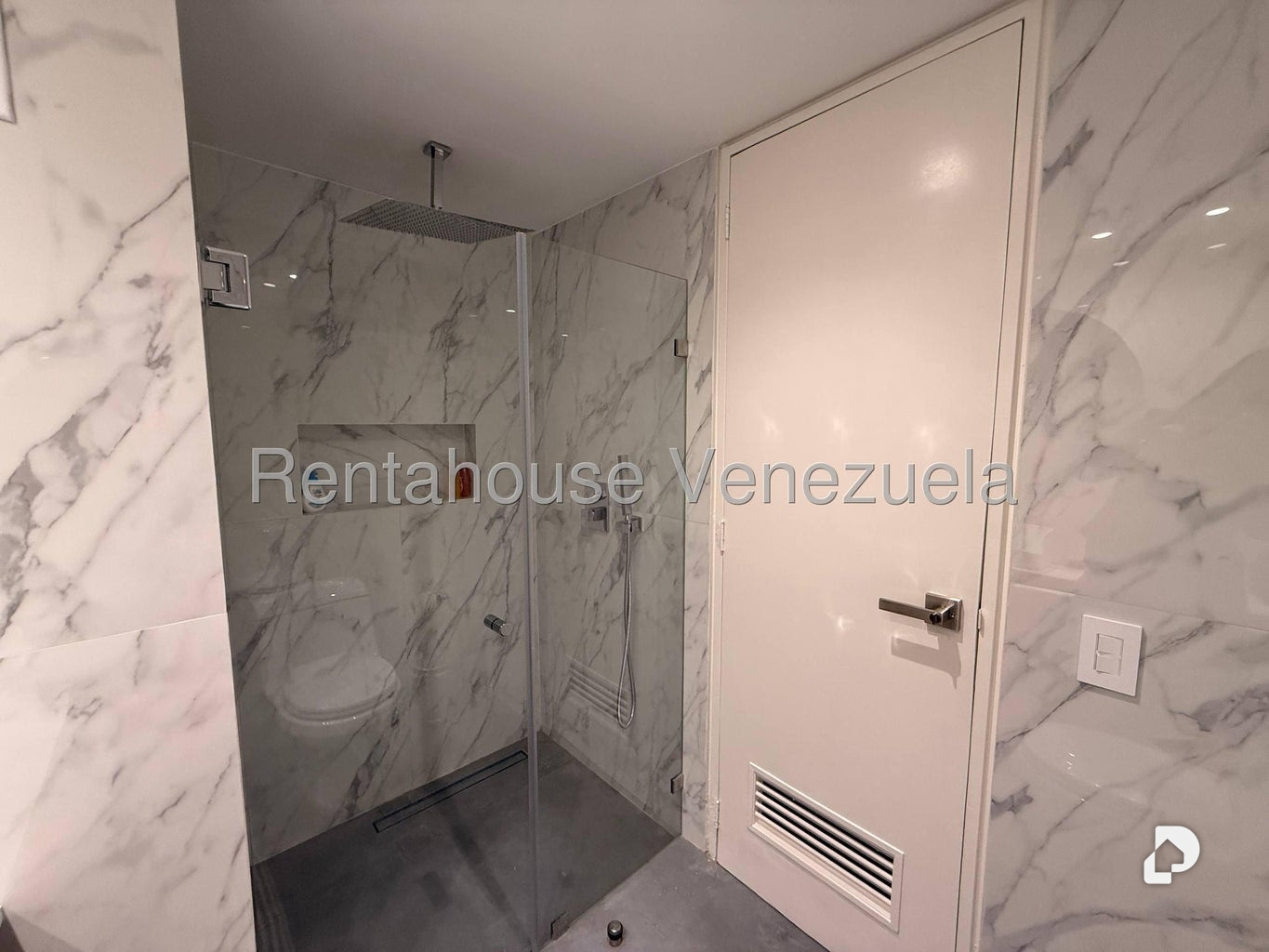 Apartamento en Los Naranjos (del Cafetal), Caracas – 18
