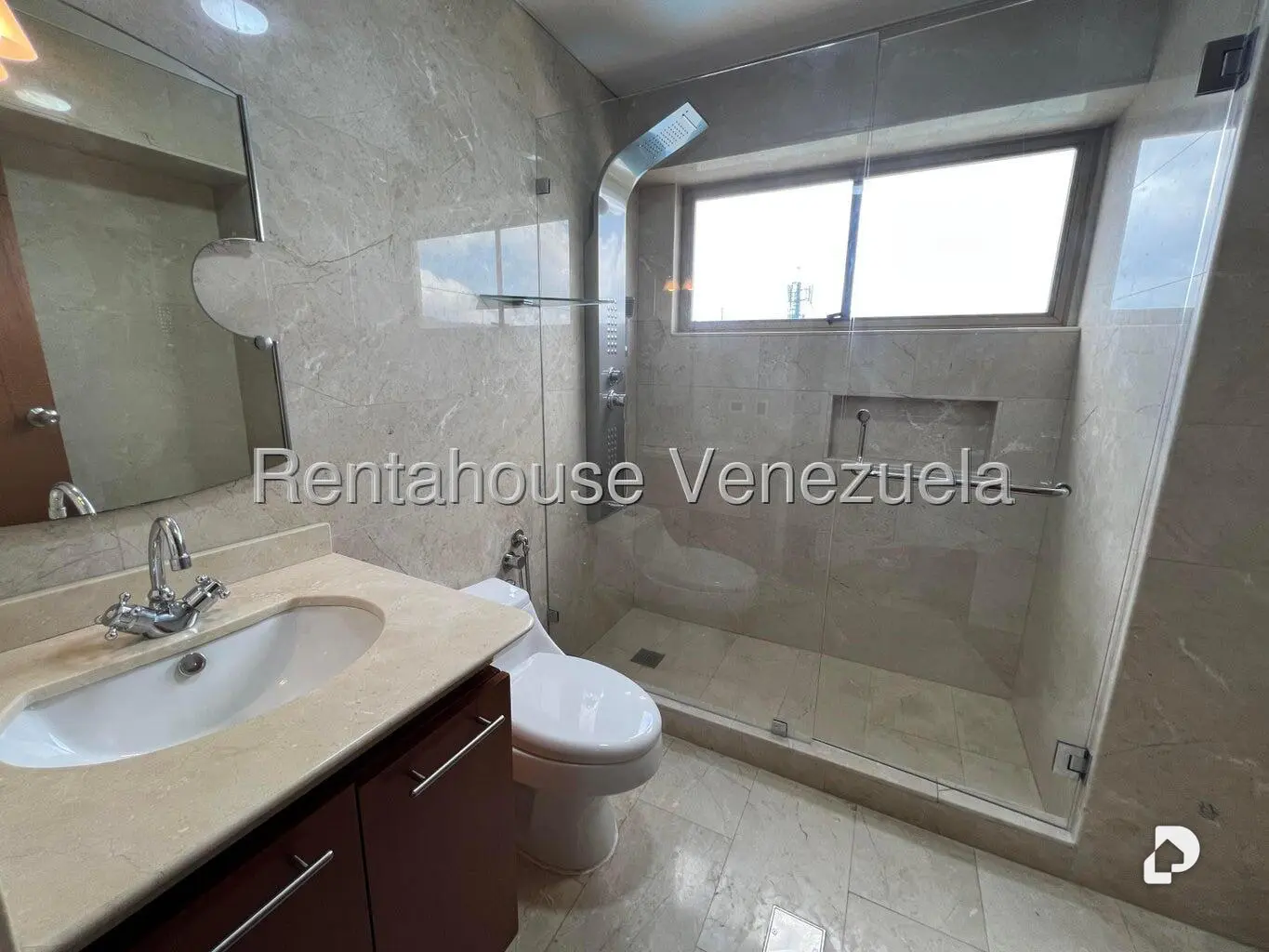 Apartamento en Los Naranjos (del Cafetal), Caracas – 47