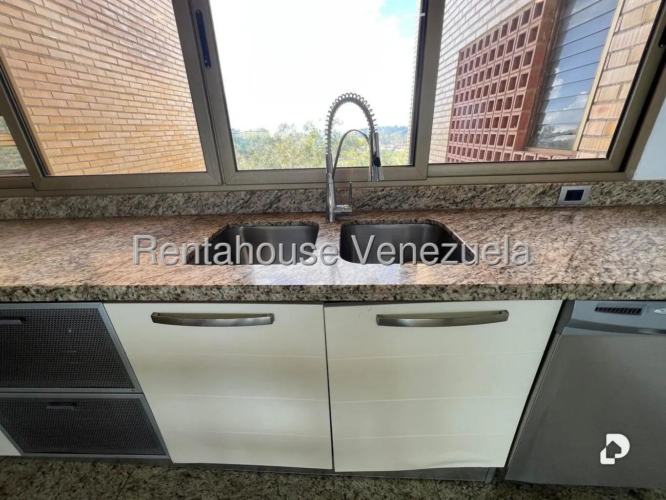 Apartamento en Los Naranjos (del Cafetal), Caracas – 20