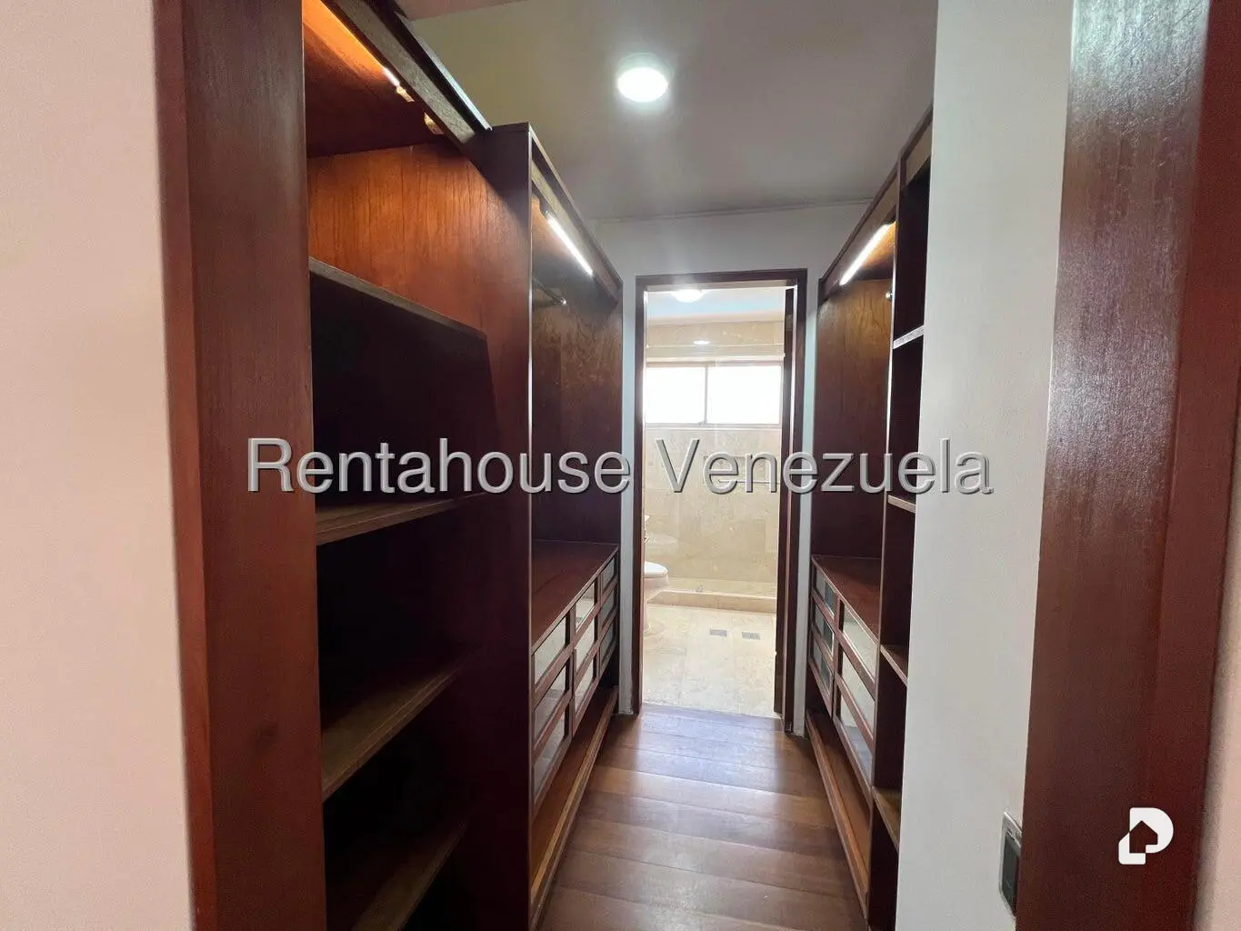 Apartamento en Los Naranjos (del Cafetal), Caracas – 46