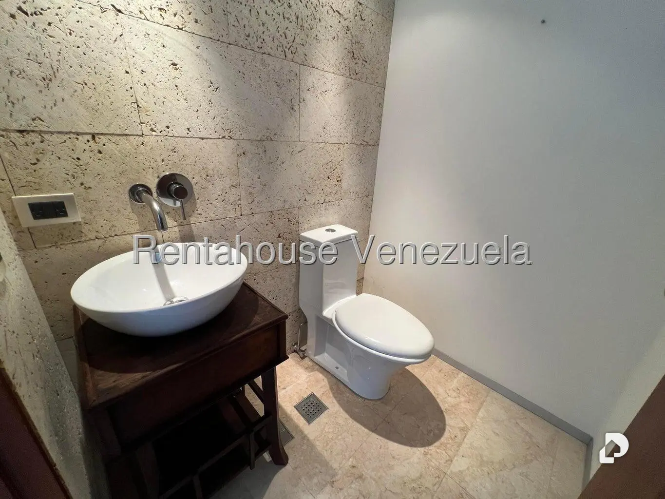 Apartamento en Los Naranjos (del Cafetal), Caracas – 26