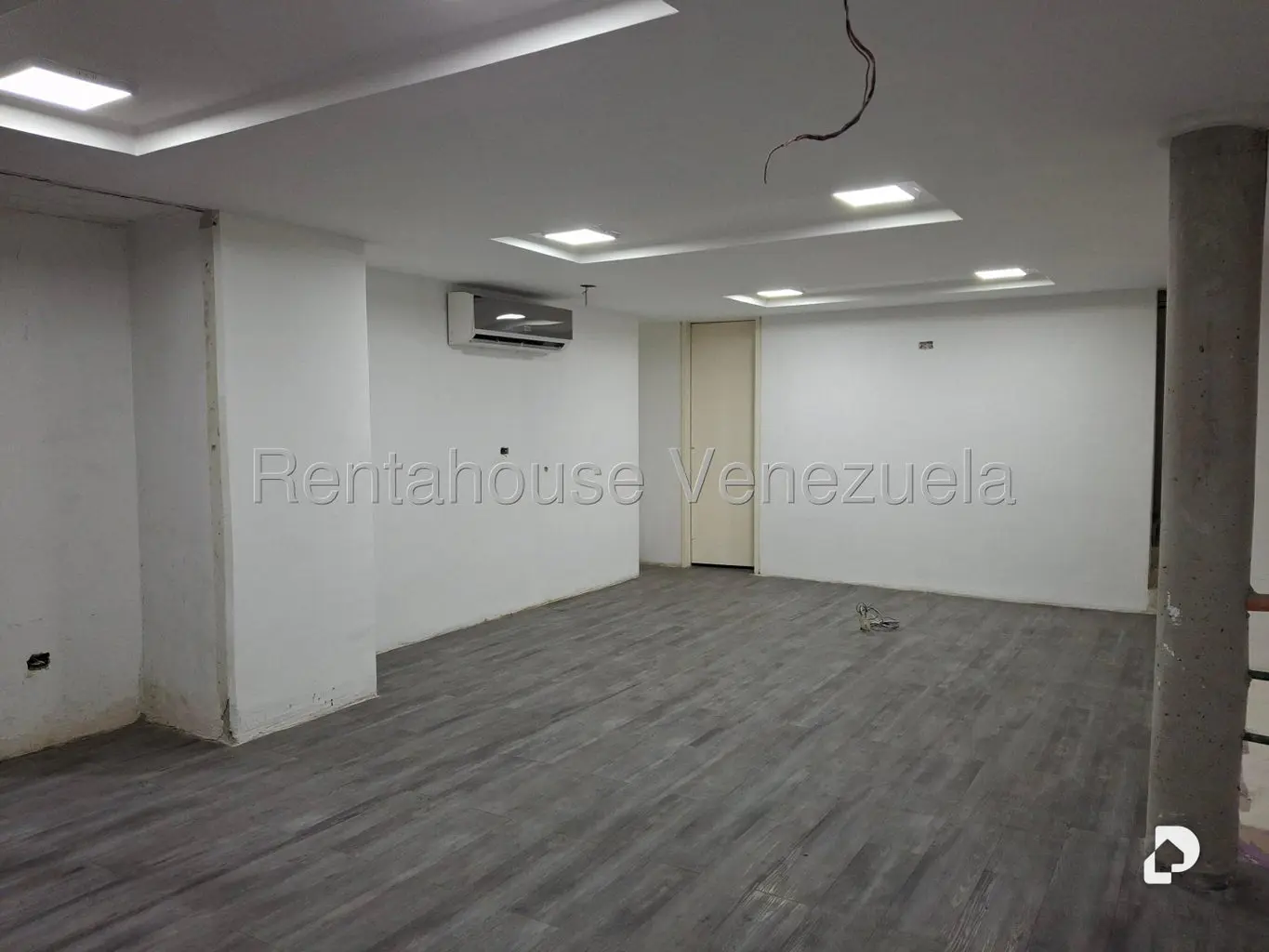Local comercial en Chuao, Caracas – 4