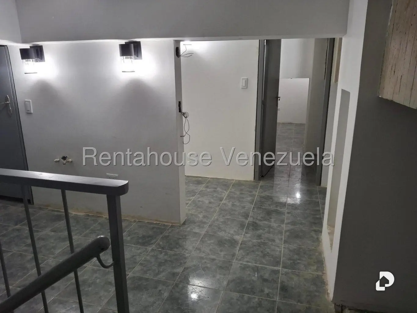 Local comercial en Chuao, Caracas – 10