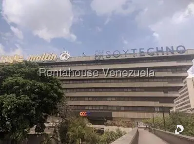 Local comercial en Chuao, Caracas – 1