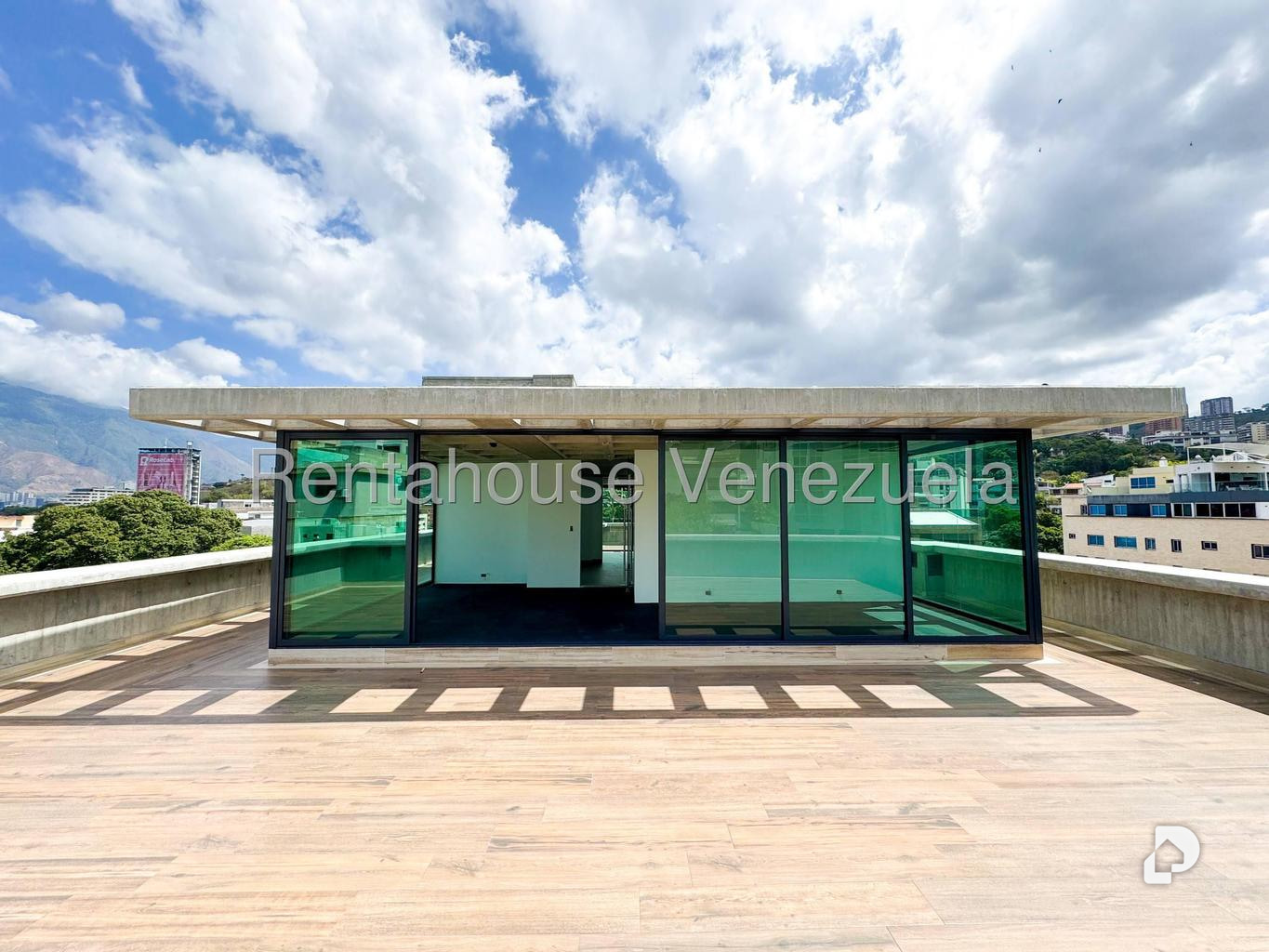 Apartamento en Los Naranjos de las Mercedes, Caracas – 22