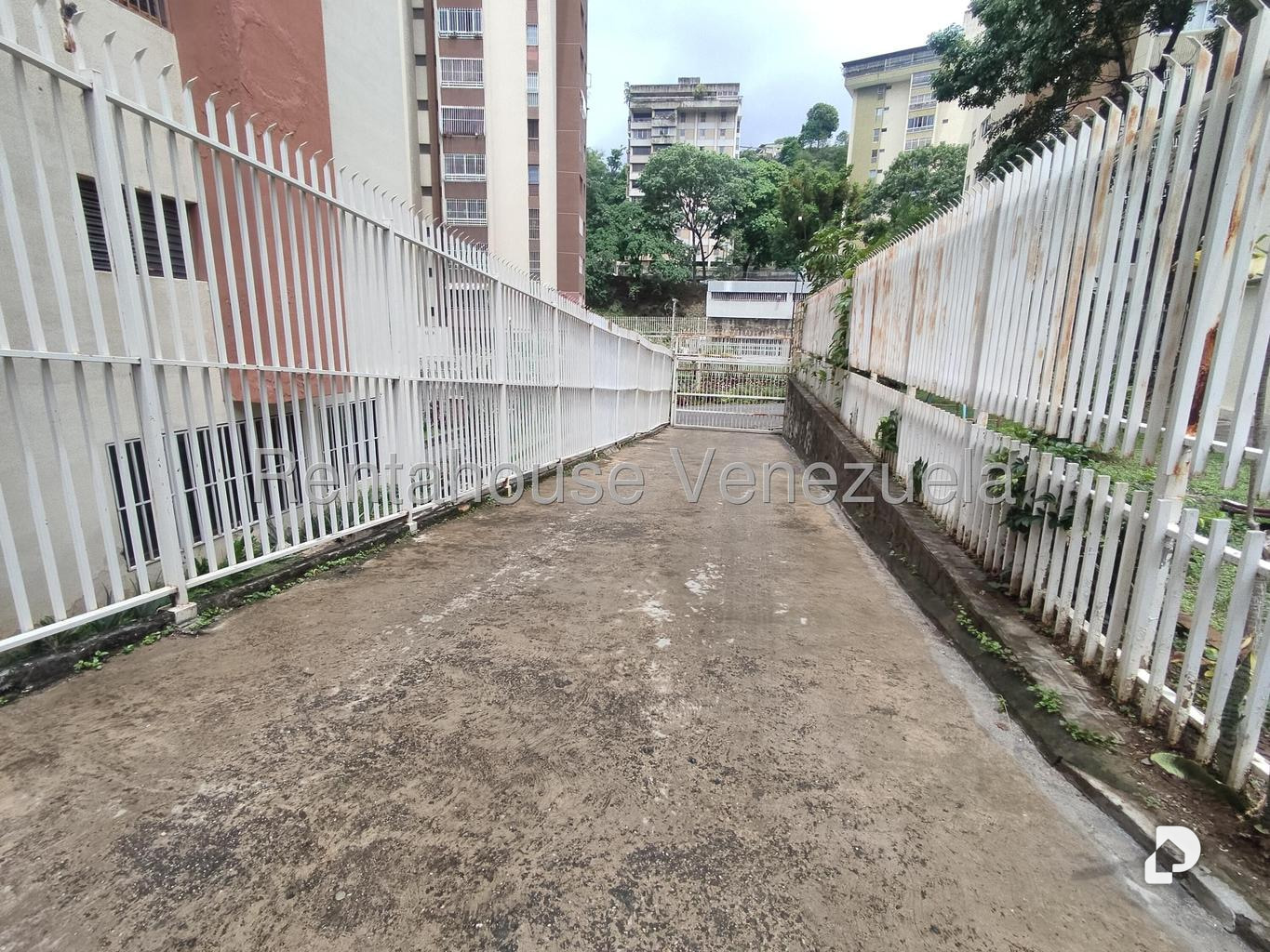 Apartamento en La Urbina, Caracas – 19