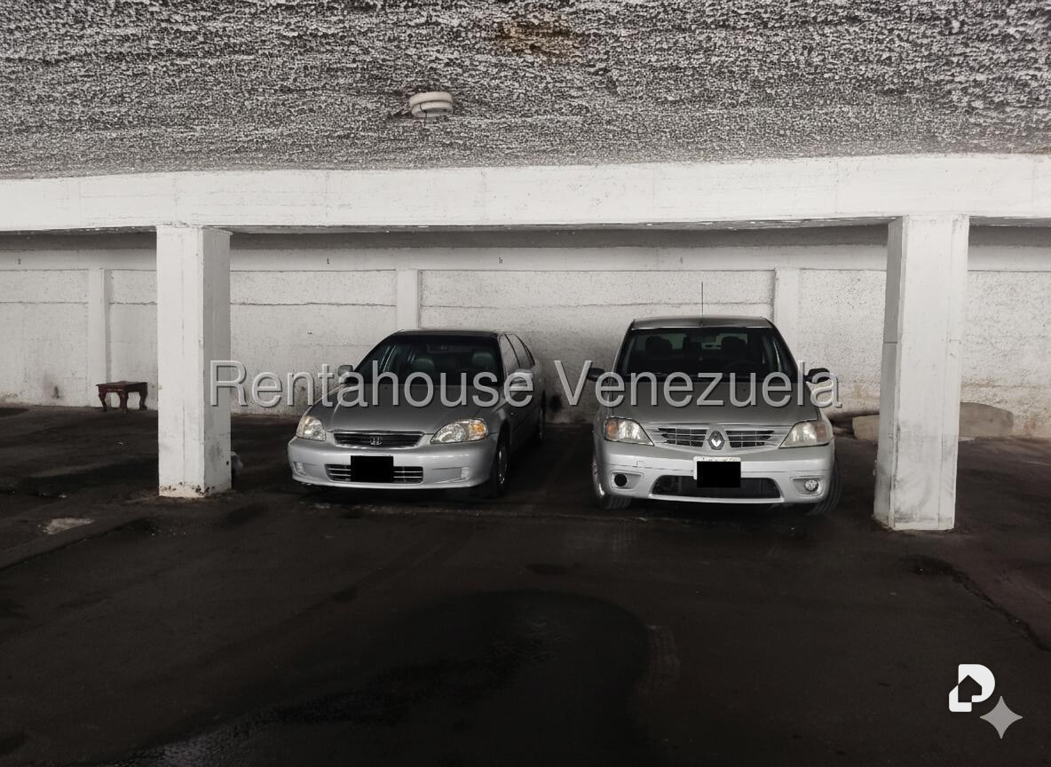 Apartamento en La Urbina, Caracas – 18