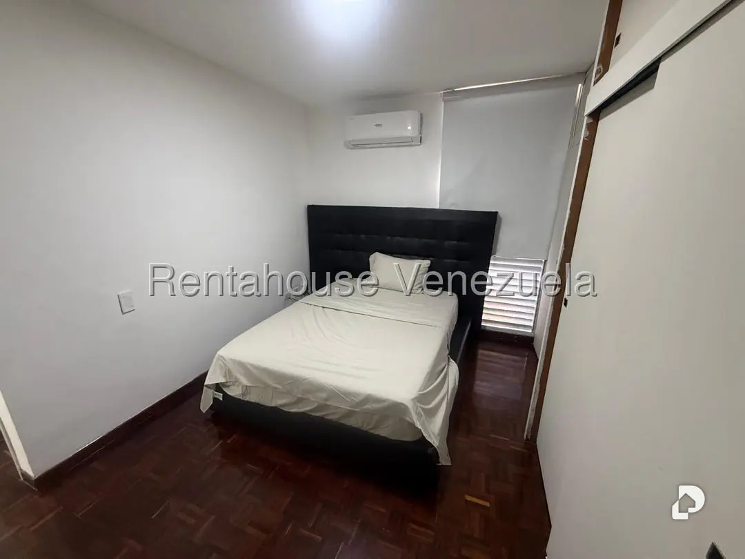 Apartamento en Santa Rosa de Lima, Caracas – 10