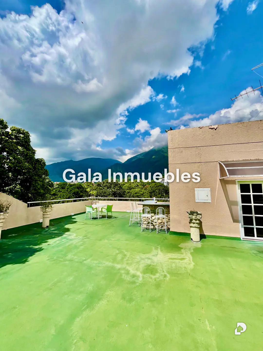 Edificio en Altamira, Caracas – 21