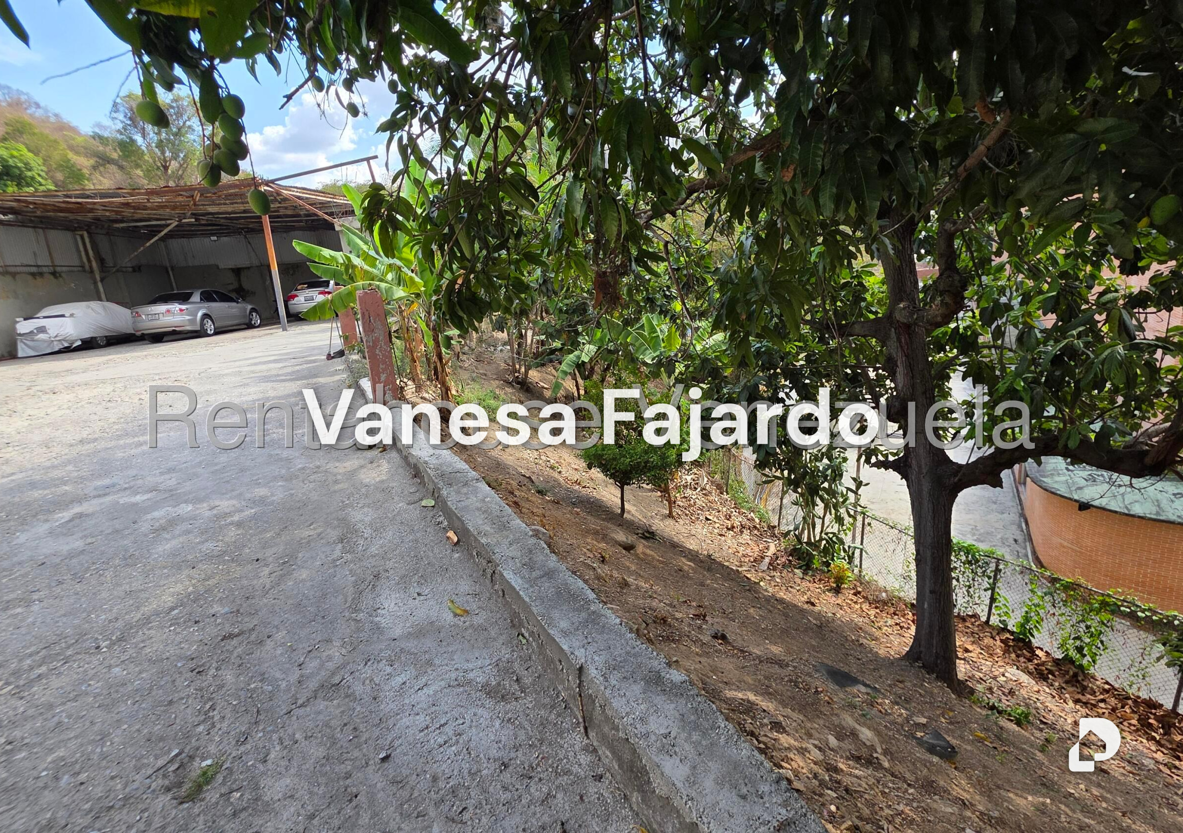 Terreno en Santa Mónica, Caracas – 4
