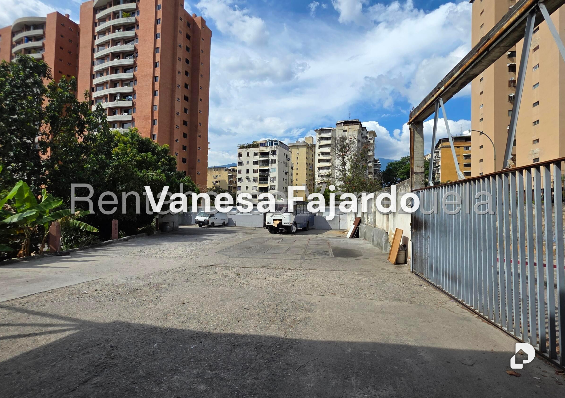 Terreno en Santa Mónica, Caracas – 3