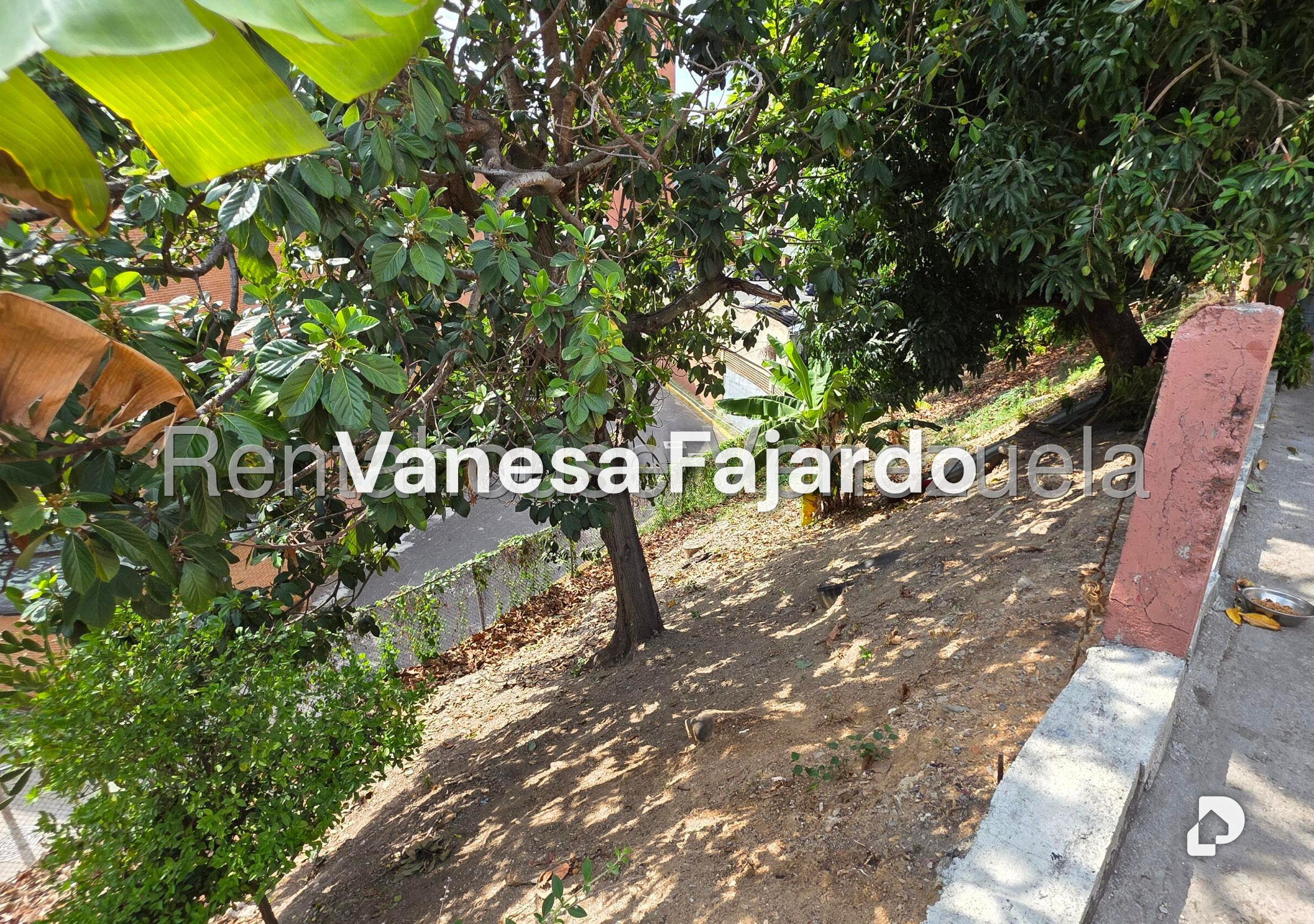 Terreno en Santa Mónica, Caracas – 9