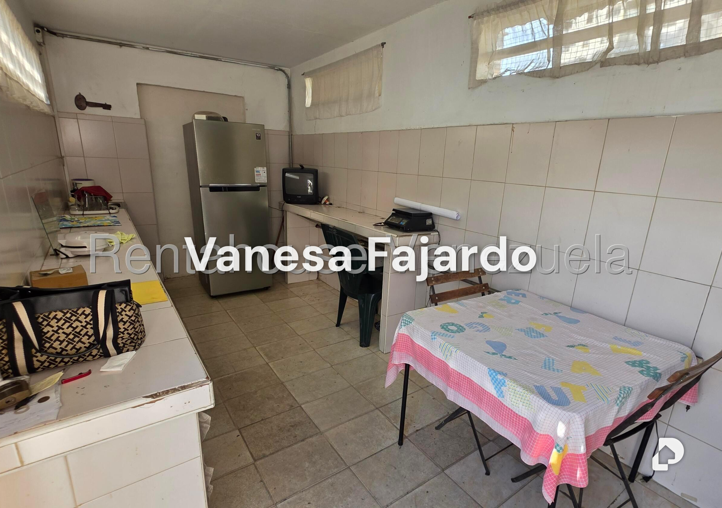 Terreno en Santa Mónica, Caracas – 13