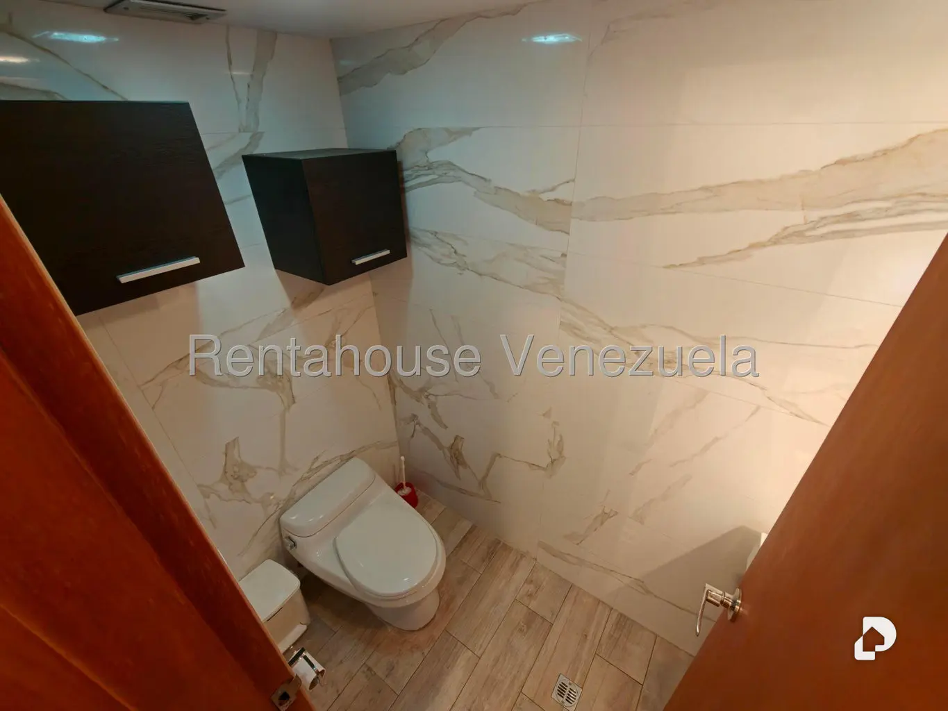 Apartamento en Lomas de Prados del Este, Caracas – 12