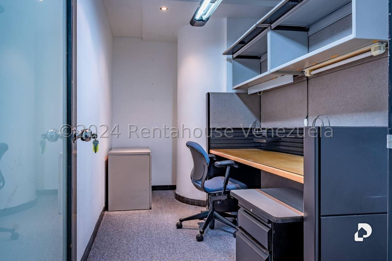 Oficina en El Rosal, Caracas – 8