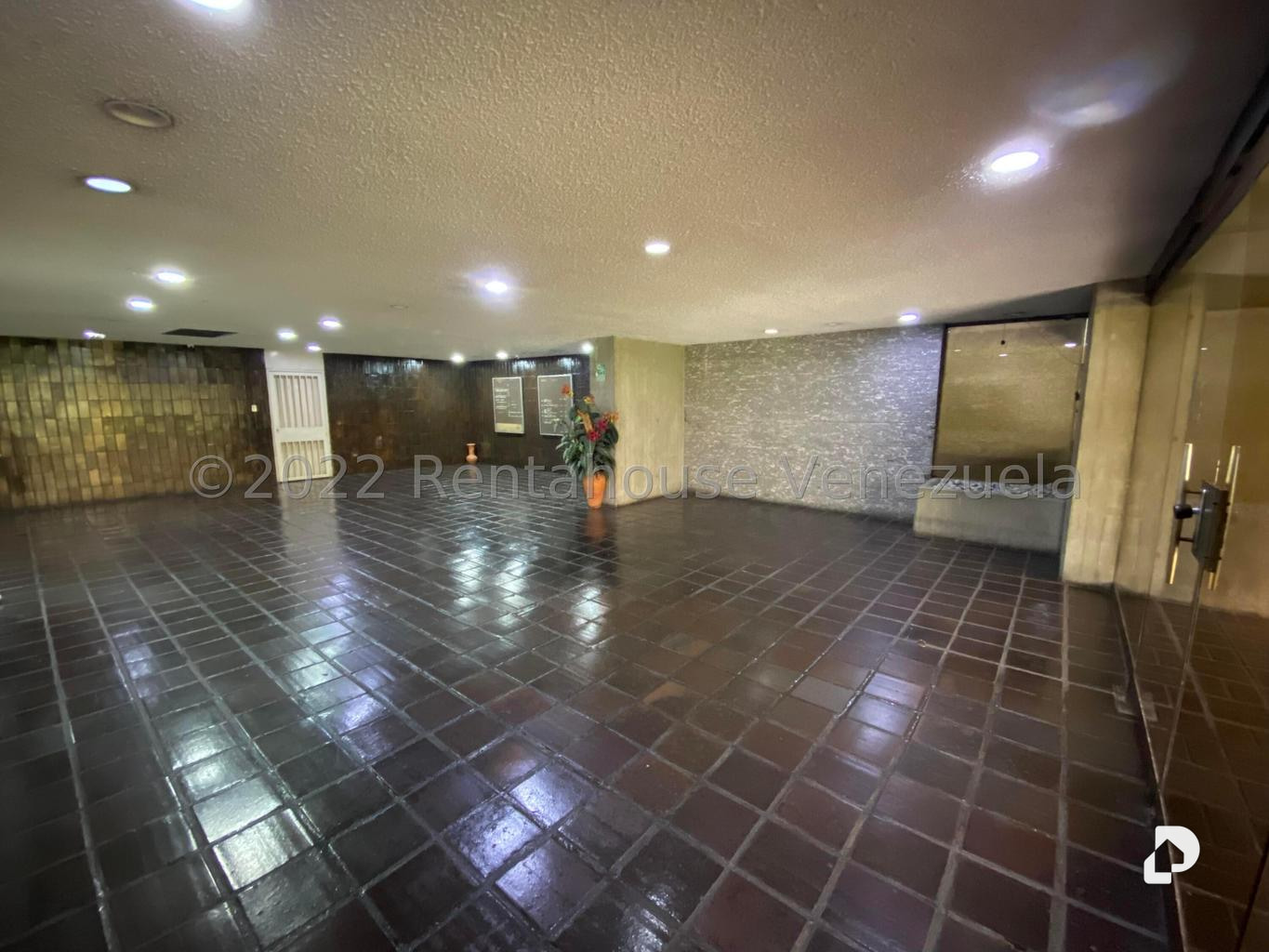 Office in El Marqués, Caracas – 3