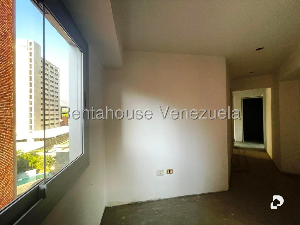 Apartment in Los Dos Caminos, Caracas – 27