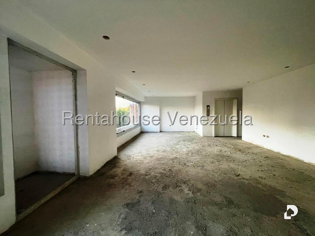 Apartment in Los Dos Caminos, Caracas – 12