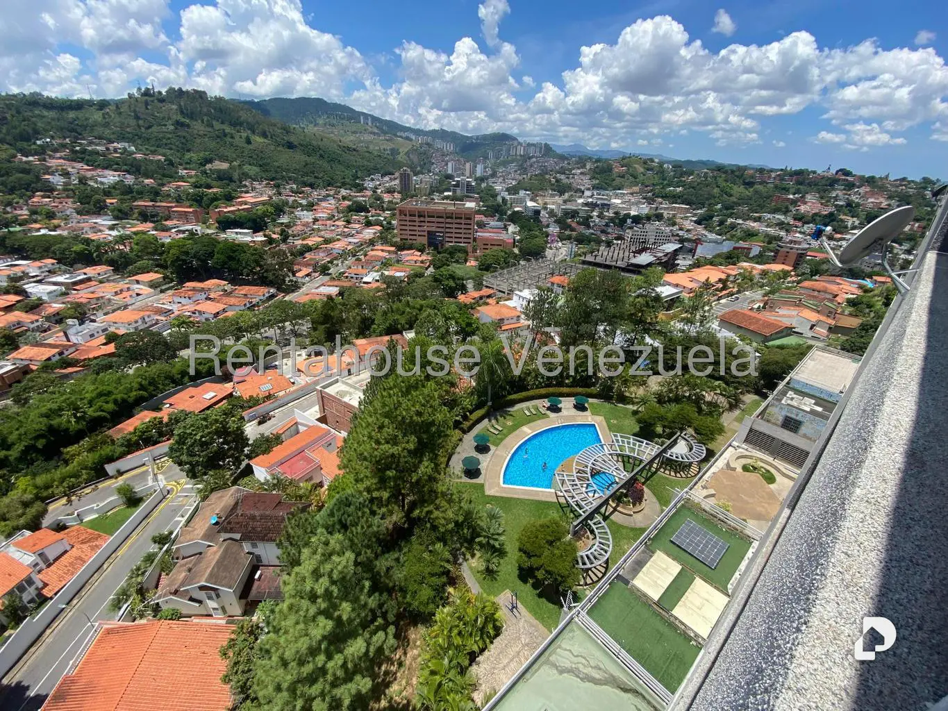 Apartamento en Las Esmeraldas, Caracas – 13