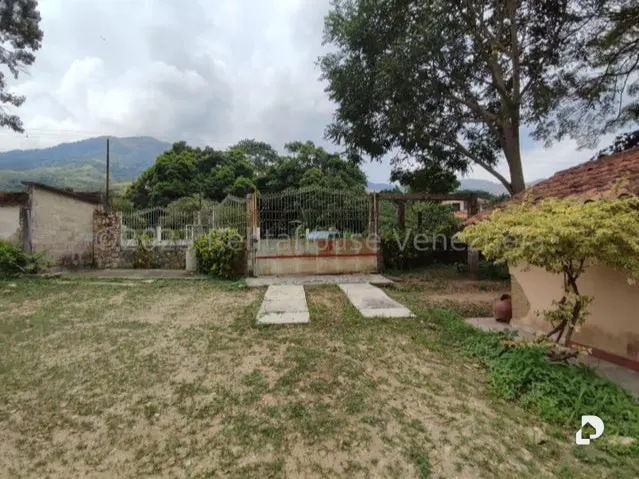 Terreno en La Entrada – 4