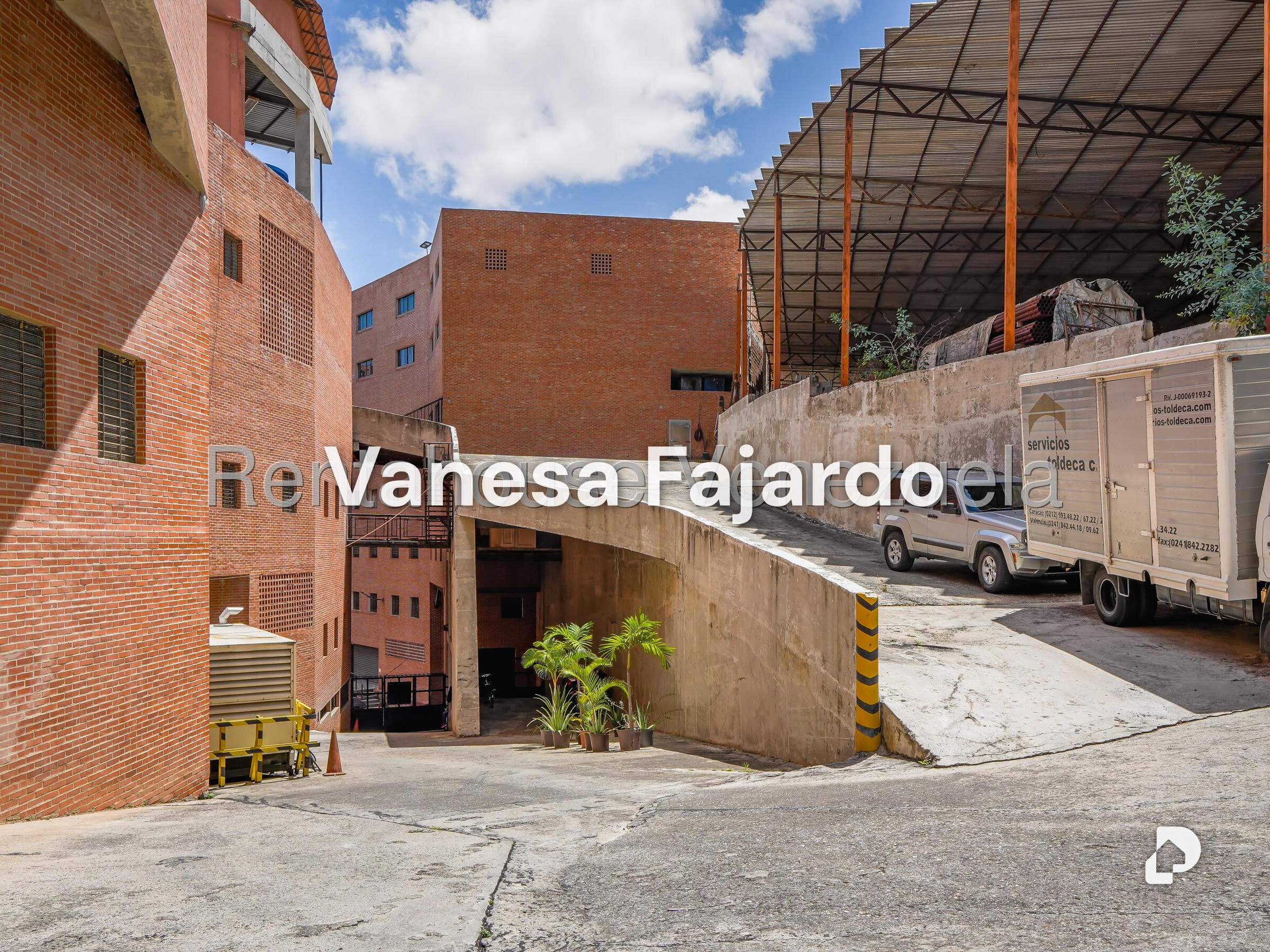 Edificio en Piedra Azul, Caracas – 9