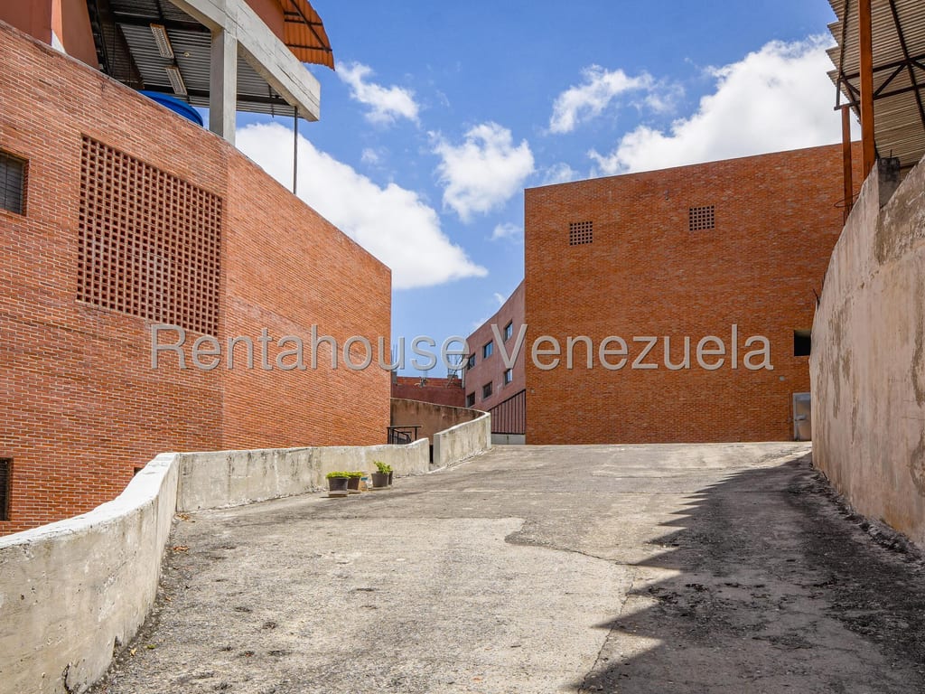Edificio en Piedra Azul, Caracas