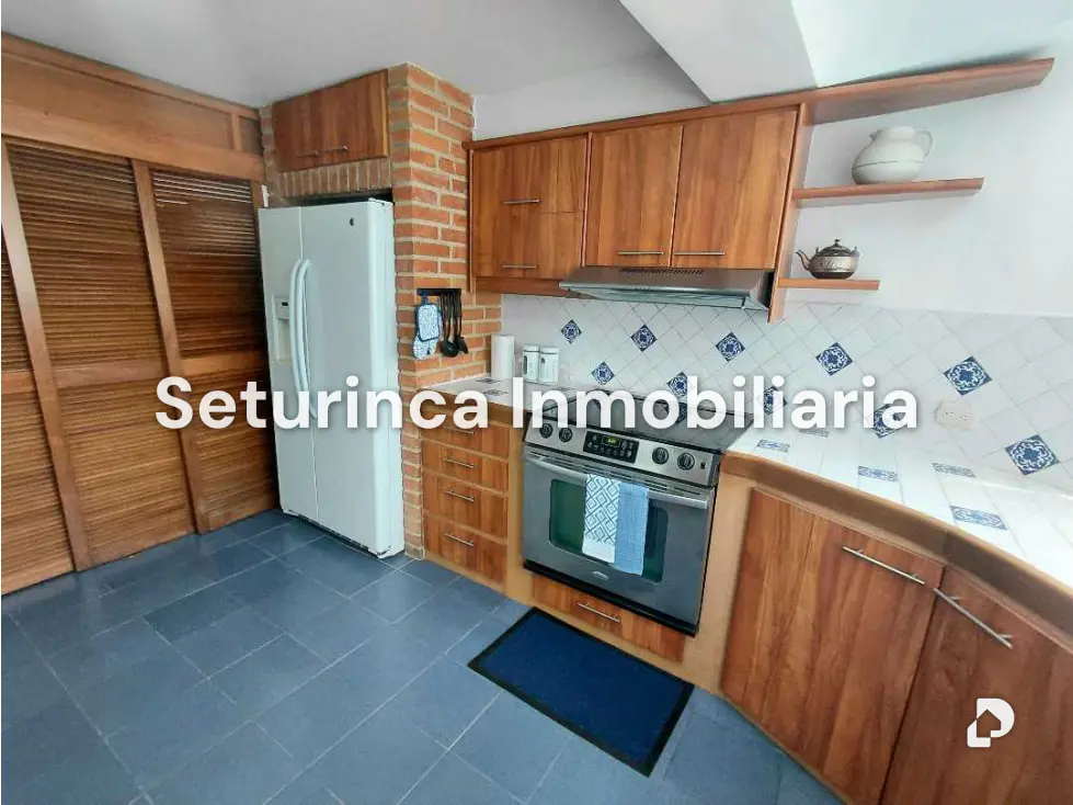 Apartment in Las Mercedes, Caracas – 9