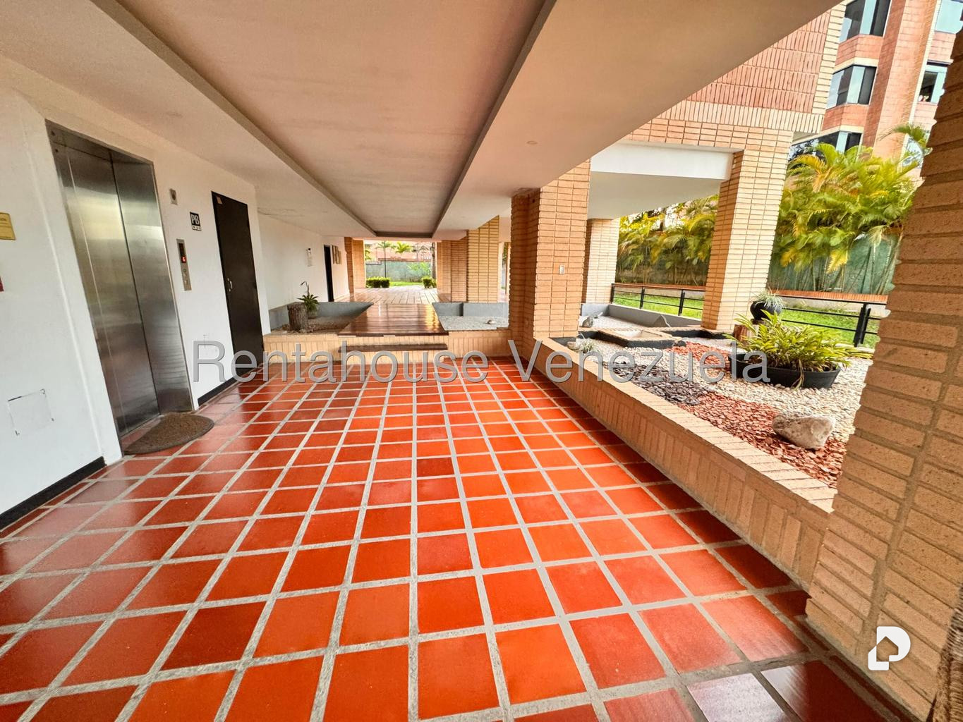 Apartment in El Hatillo, Caracas – 24