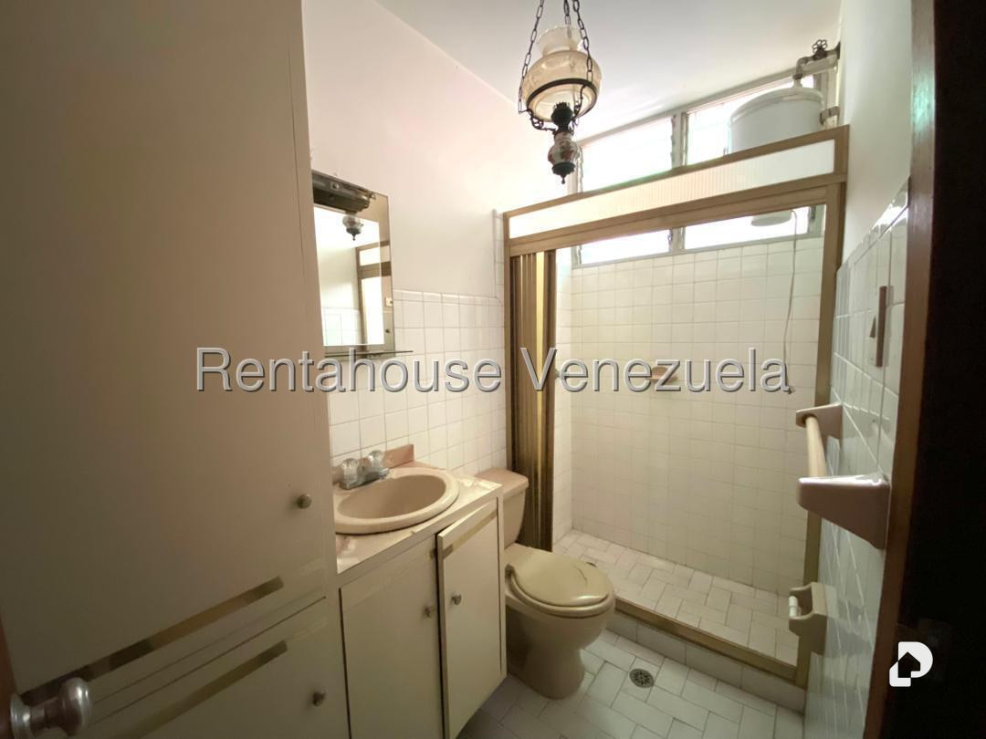 Casa en El Marqués, Caracas – 12