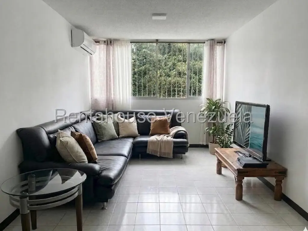 Apartment in La Bonita, Caracas - 1