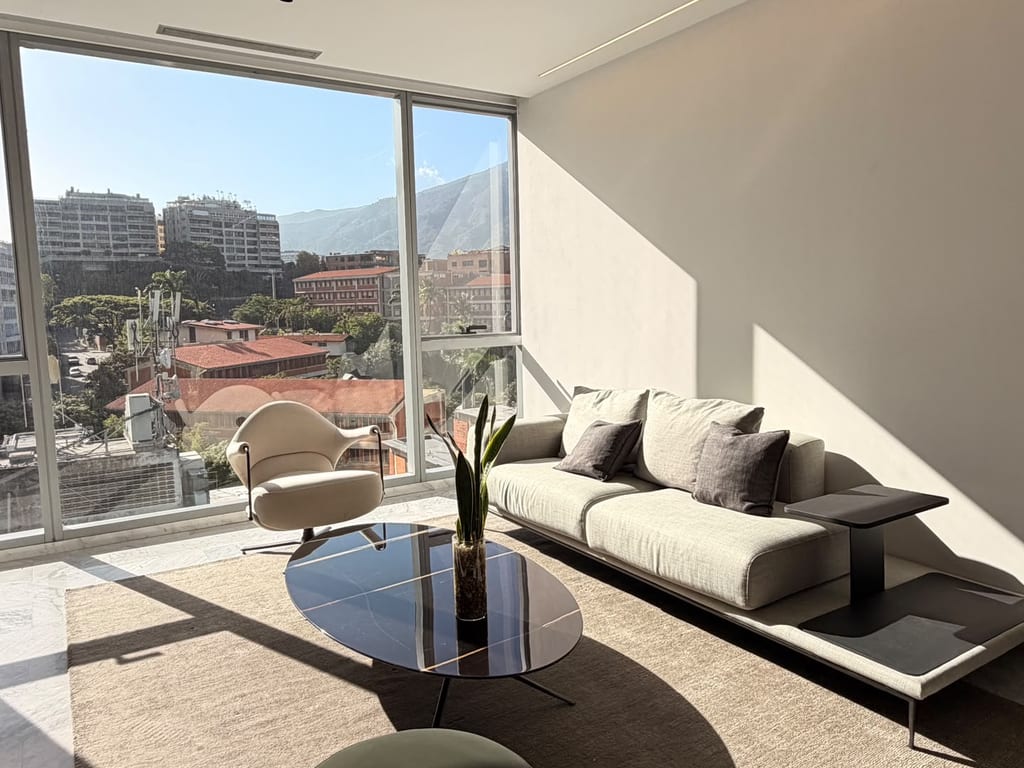 Apartamento en Las Mercedes, Caracas - 1