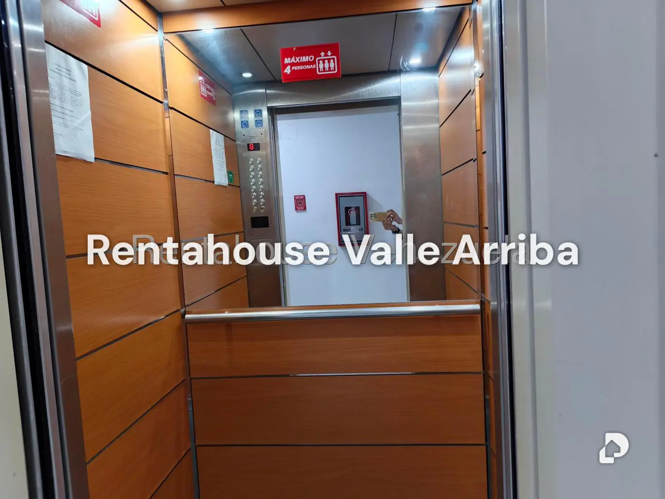 Apartamento en El Rosal, Caracas – 25