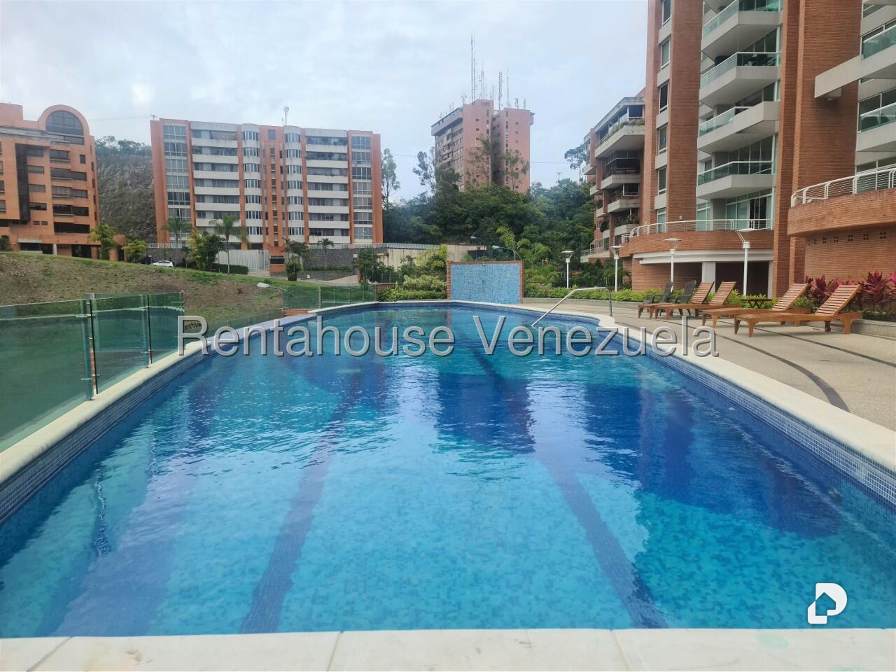 Apartment in Colinas de Valle Arriba / Mirador de Los Campitos, Caracas – 25