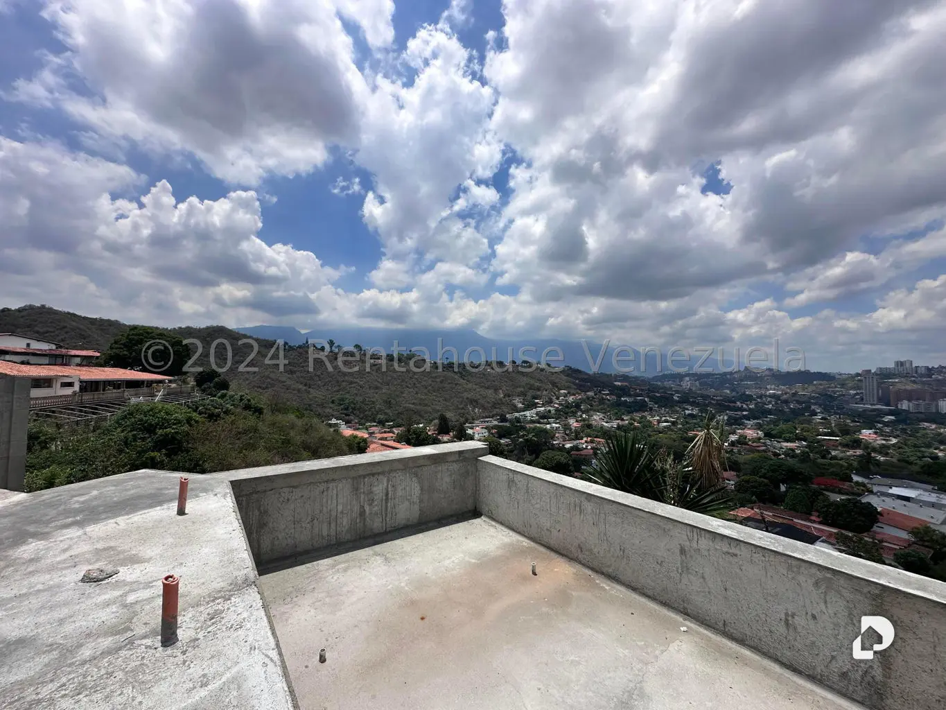 Casa en Prados del Este, Caracas – 22