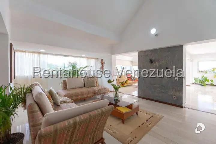 Apartamento en Las Esmeraldas, Caracas – 10